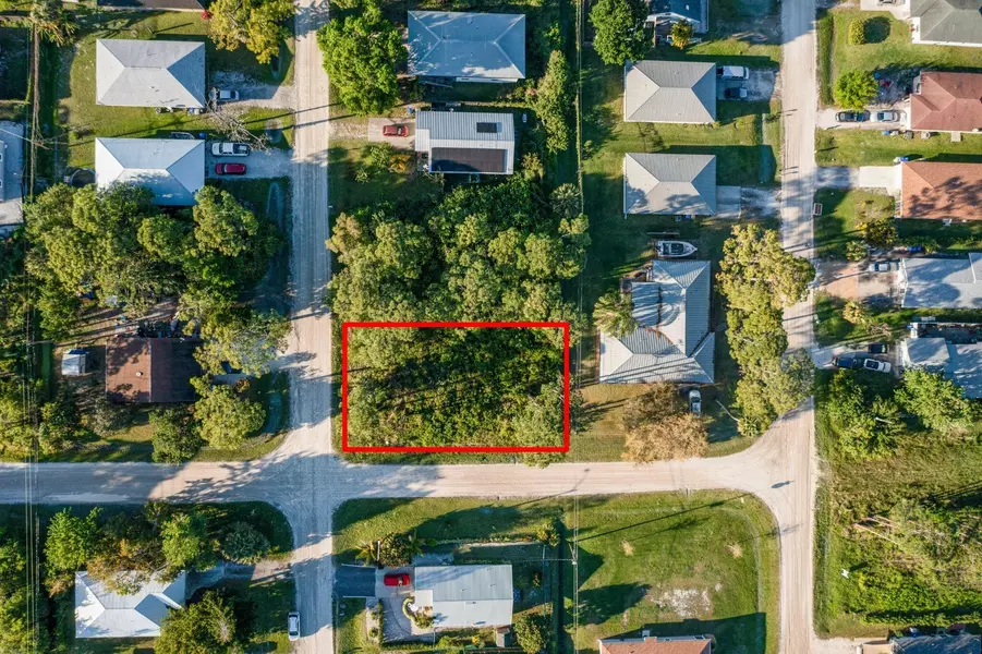 1590 SW 18th AVE, Vero Beach, FL 32962