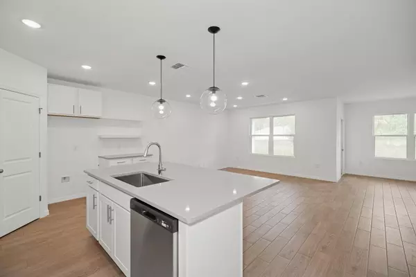 Palm Bay, FL 32908,2404 SW Harbison AVE 68