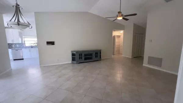 Delray Beach, FL 33484,5581 American CIR