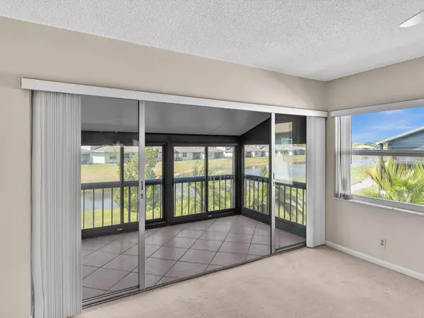 Delray Beach, FL 33484,13669 Date Palm CT D