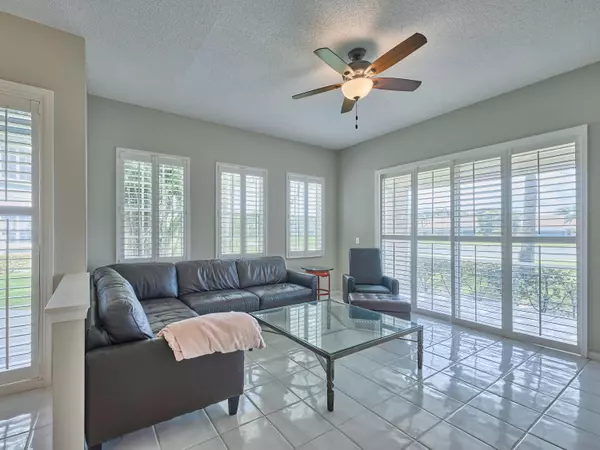 Lake Worth, FL 33449,10148 Andover Coach CIR A1