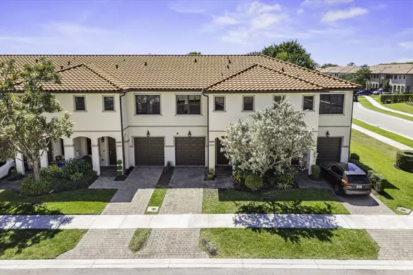 4662 Silver Saw LN,  Lake Worth,  FL 33463