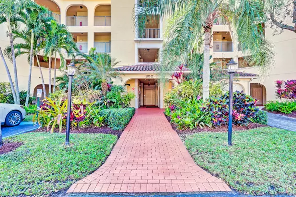 Juno Beach, FL 33408,800 Uno Lago DR 305