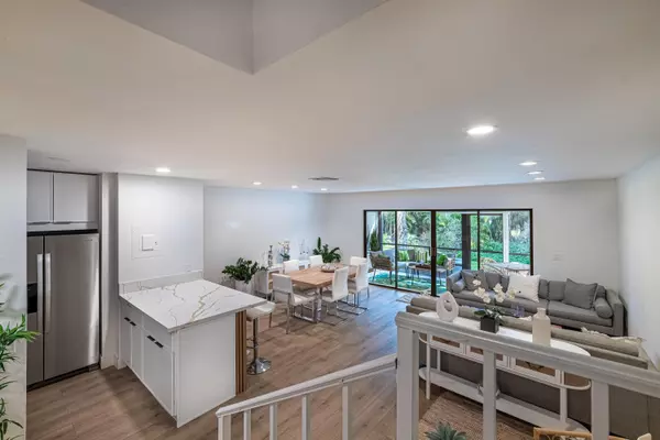 Boca Raton, FL 33433,21864 Arriba Real 3 E