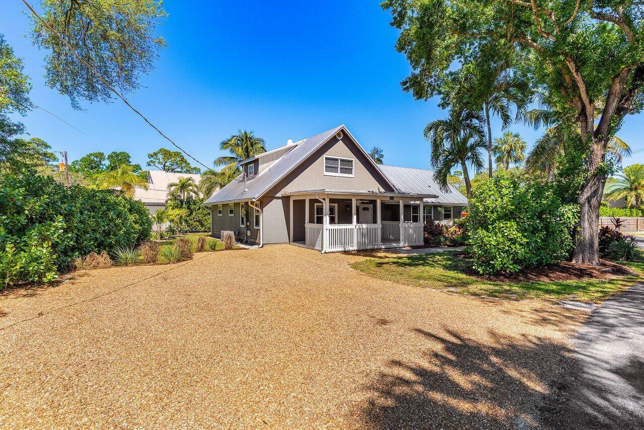 936 SW Rustic CIR, Stuart, FL 34997