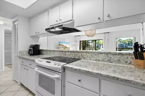 Wellington, FL 33414,11863 Wimbledon CIR 446