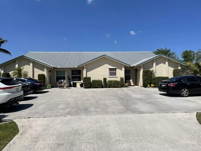 7607 SE Hobe TER, Hobe Sound, FL 33455