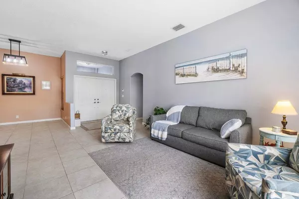 Lake Worth, FL 33463,6346 Sand Hills CIR