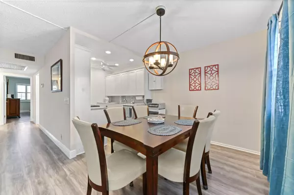 Boca Raton, FL 33434,3084 E Exeter