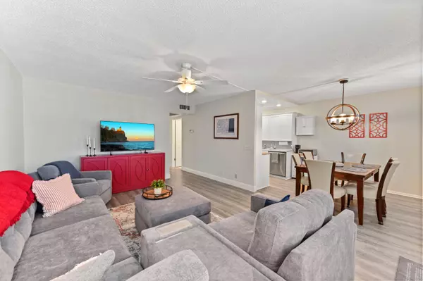 Boca Raton, FL 33434,3084 E Exeter