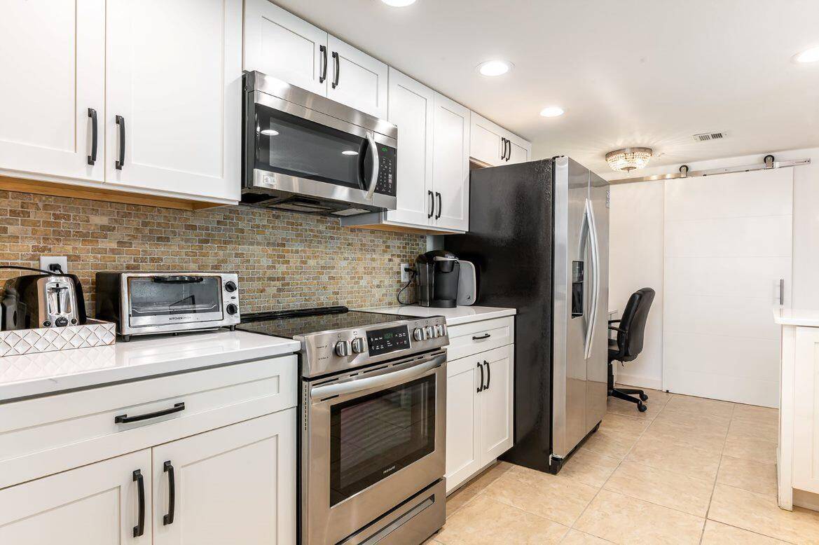 Delray Beach, FL 33444,1915 Lavers CIR E109
