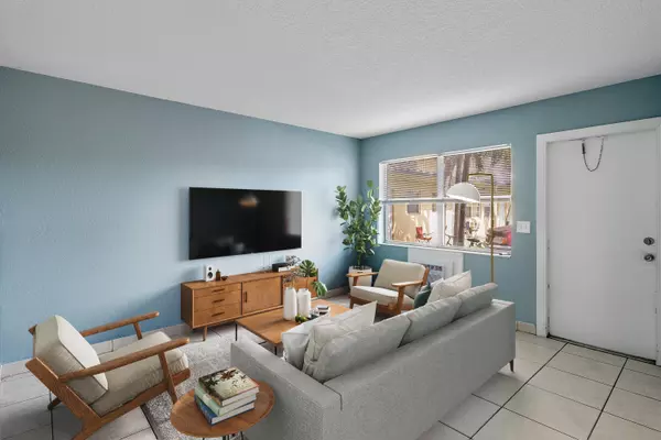 Lake Worth Beach, FL 33460,925 S K ST