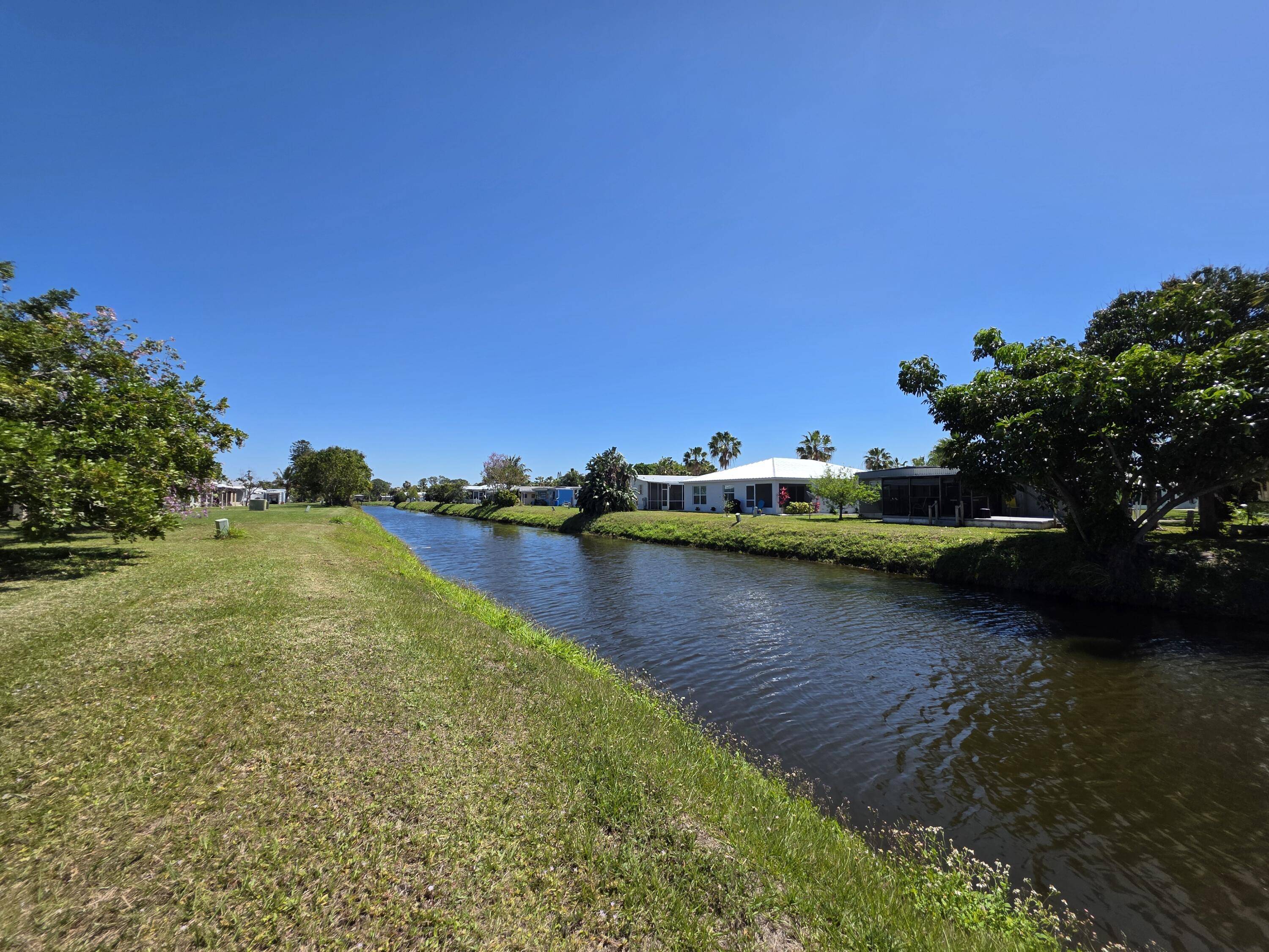 Port Saint Lucie, FL 34952,51 El Camino Real