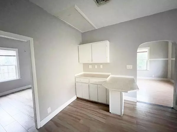 West Palm Beach, FL 33407,509 50th ST
