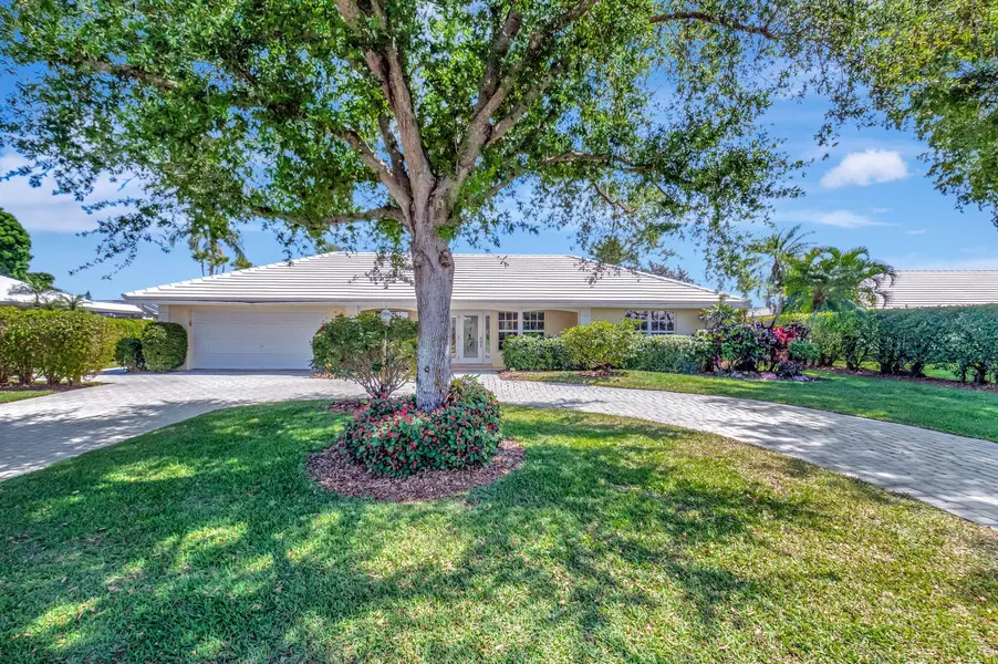 11882 N Lake DR, Boynton Beach, FL 33436