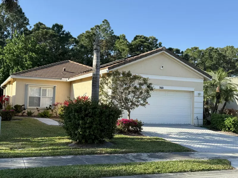 560 SW S Indian Key DR, Saint Lucie West, FL 34986
