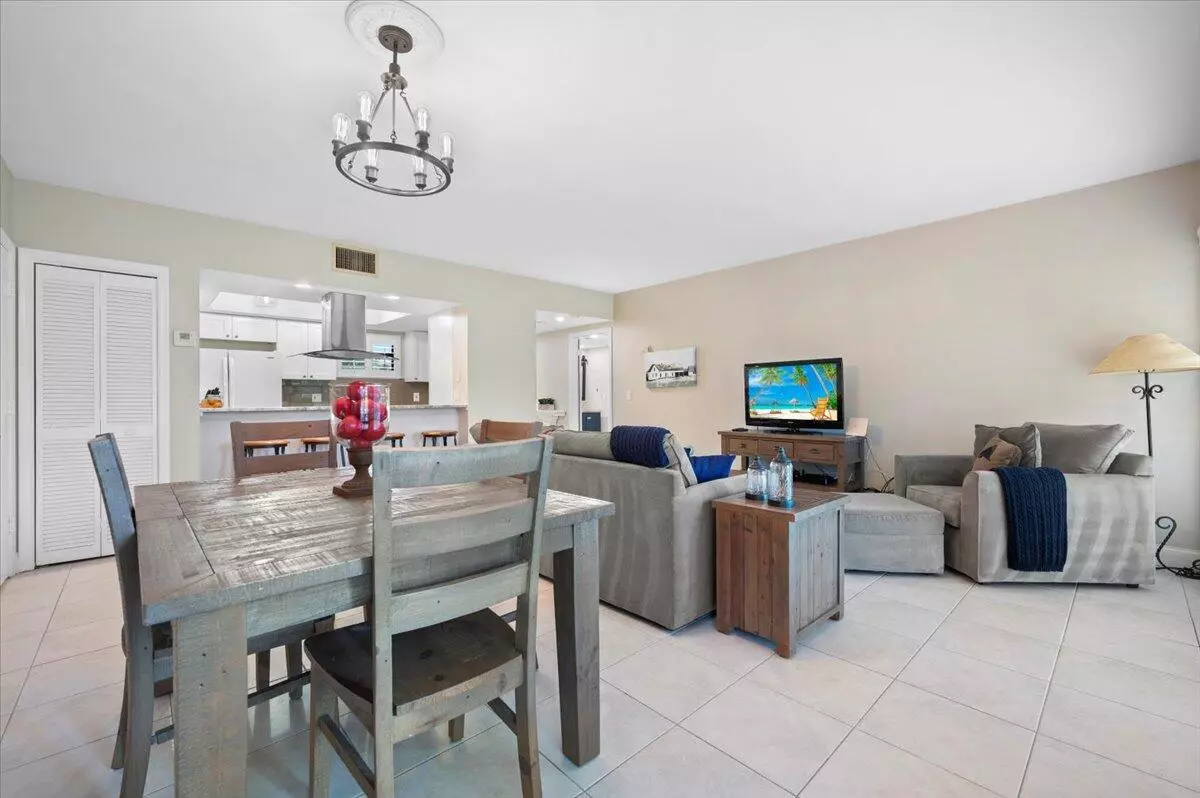 Wellington, FL 33414,13334 Polo Club RD 226/227