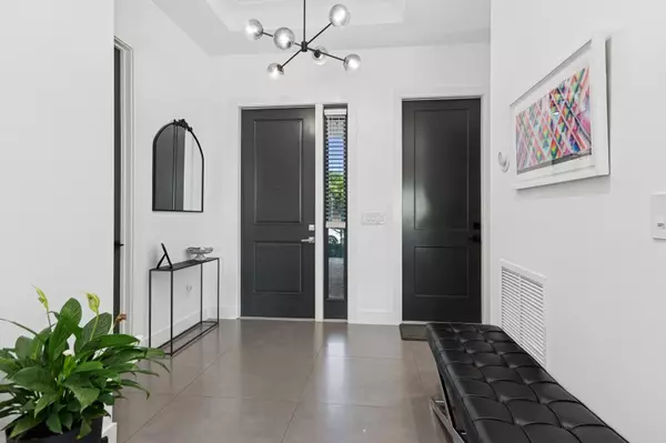West Palm Beach, FL 33401,3088 Gin Berry WAY