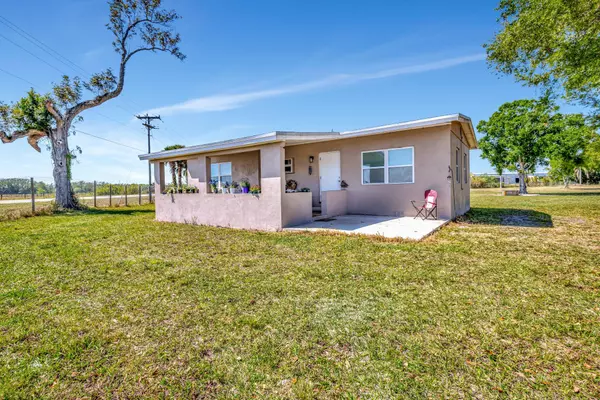 Okeechobee, FL 34974,9691 SE 126th BLVD