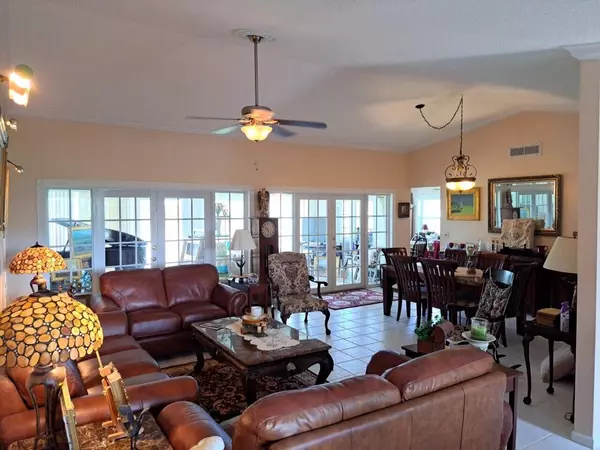 Boynton Beach, FL 33436,10645 S Green Trail DR