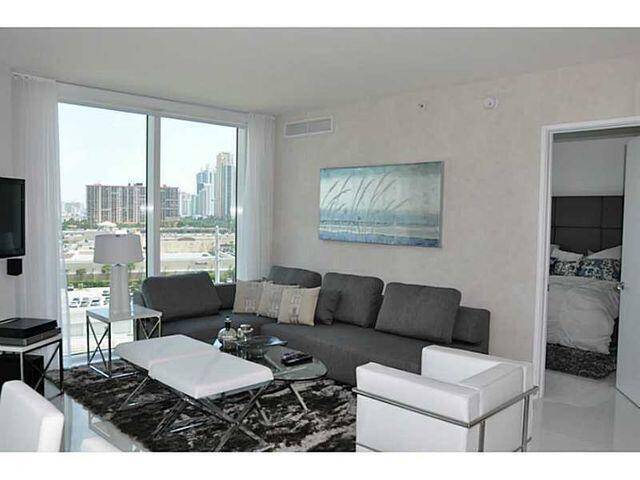 Sunny Isles Beach, FL 33160,150 Sunny Isles BLVD 1-802