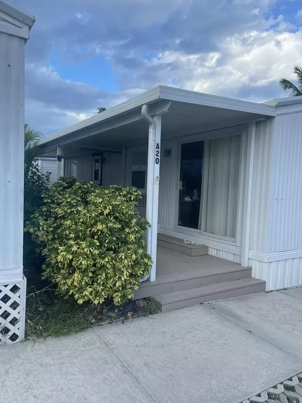 Briny Breezes, FL 33435,20 Briny Breezes BLVD A