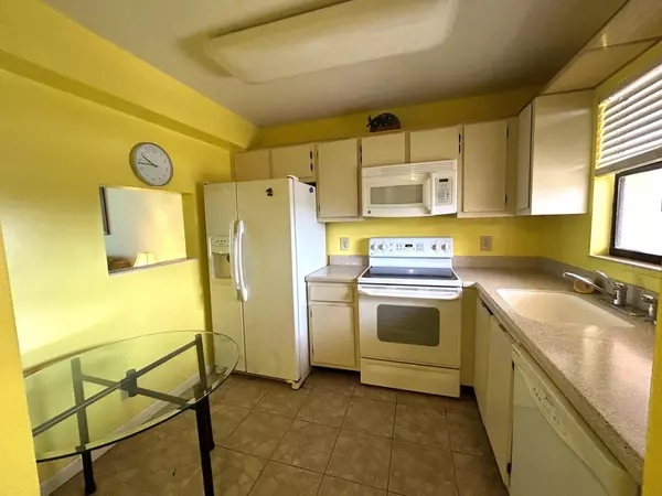 Lake Worth, FL 33467,4640 Lucerne Lakes BLVD 505