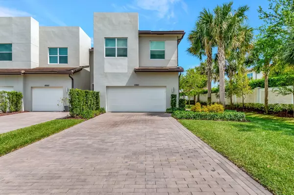 4961 Navali DR, Lake Worth, FL 33467