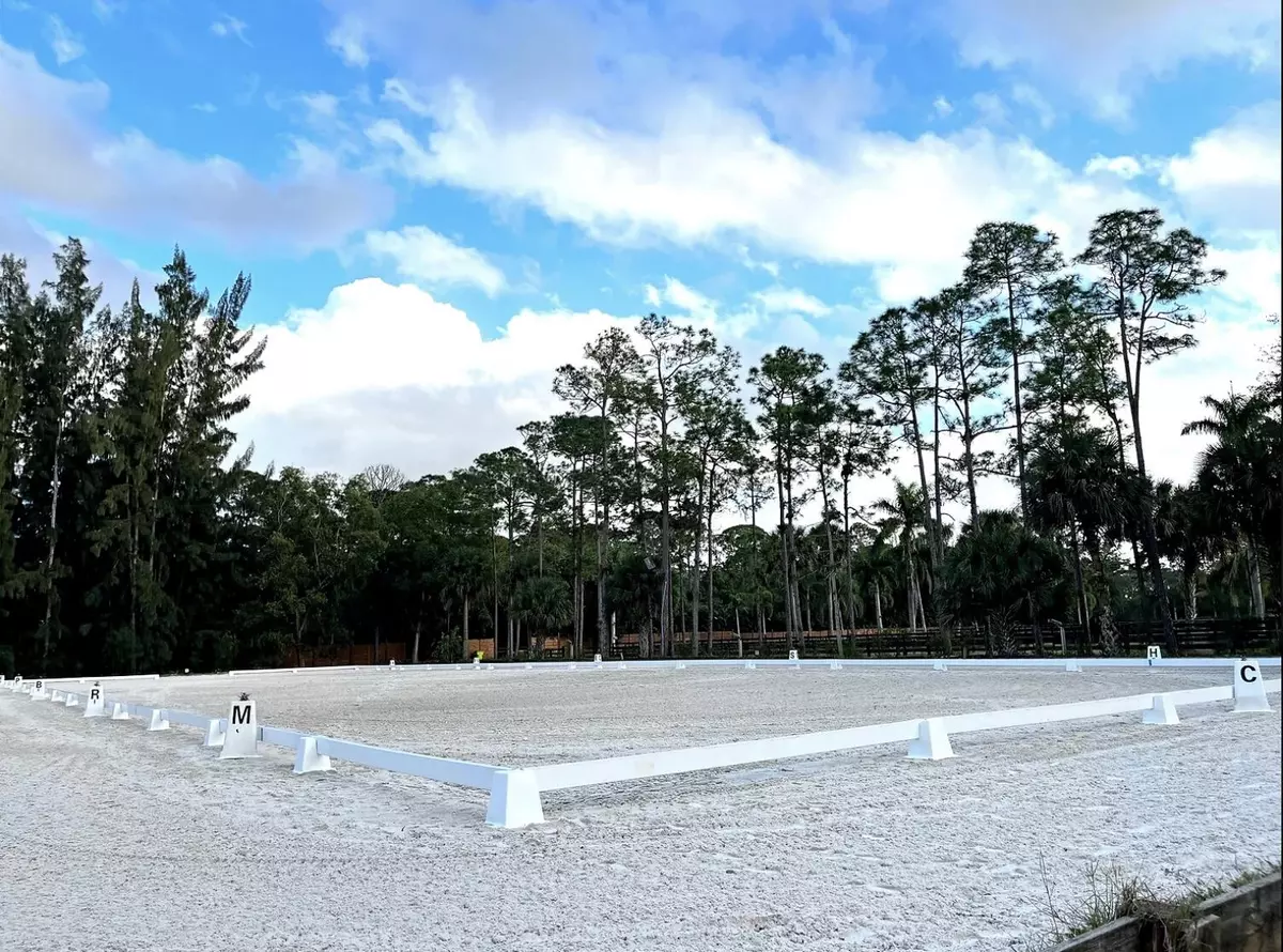 Loxahatchee Groves, FL 33470,15201 Timberlane PL
