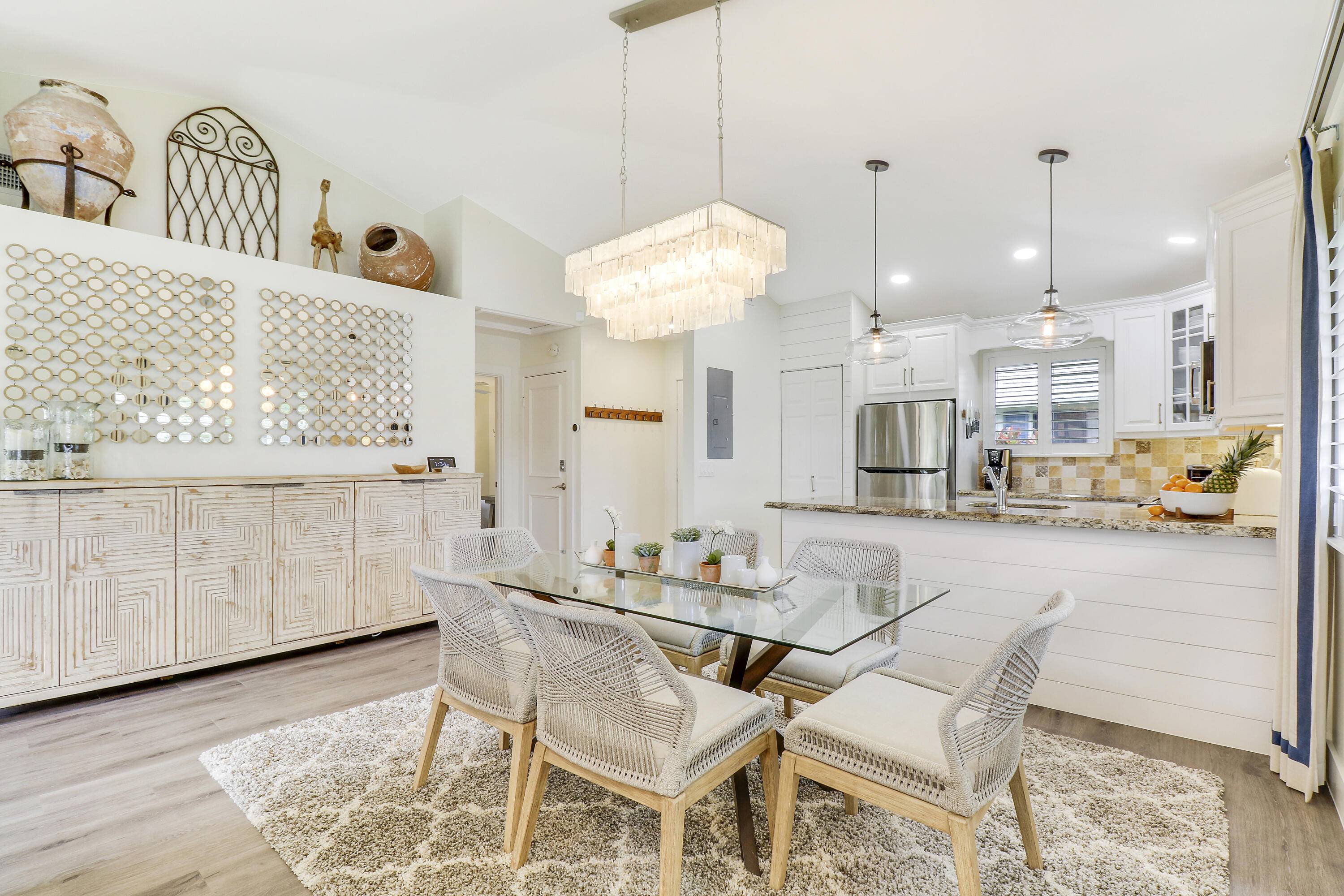 Palm Beach Gardens, FL 33418,815 Club DR