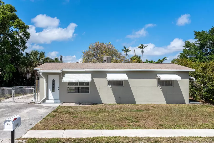991 SW 31st ST, Fort Lauderdale, FL 33315