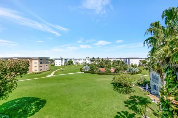 Boynton Beach, FL 33435,2515 NE 1st Court 412