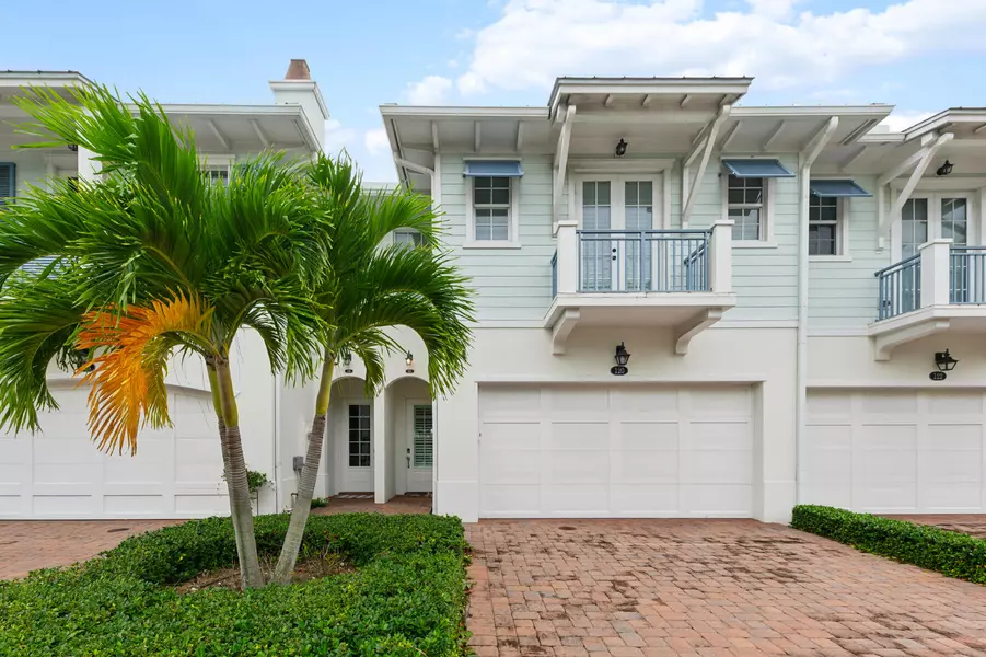 120 Ocean Breeze DR, Juno Beach, FL 33408
