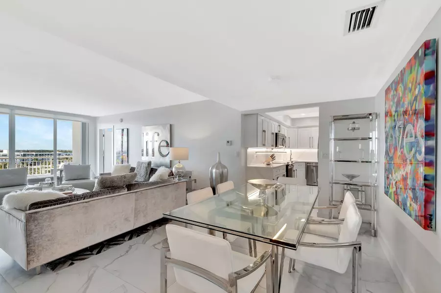 2780 S Ocean BLVD 808, Palm Beach, FL 33480