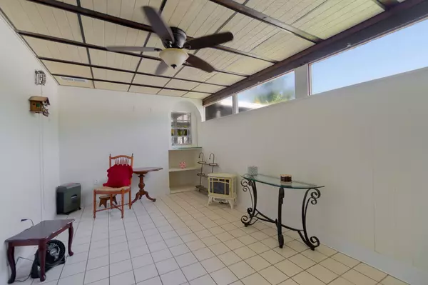 West Palm Beach, FL 33405,6515 Garden AVE