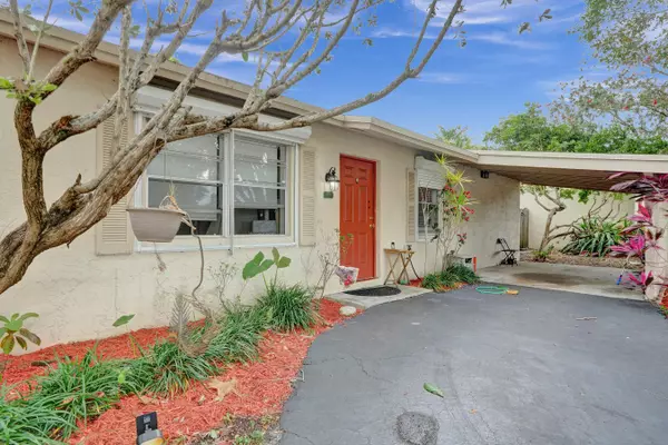 North Lauderdale, FL 33068,7697 S Forest BLVD