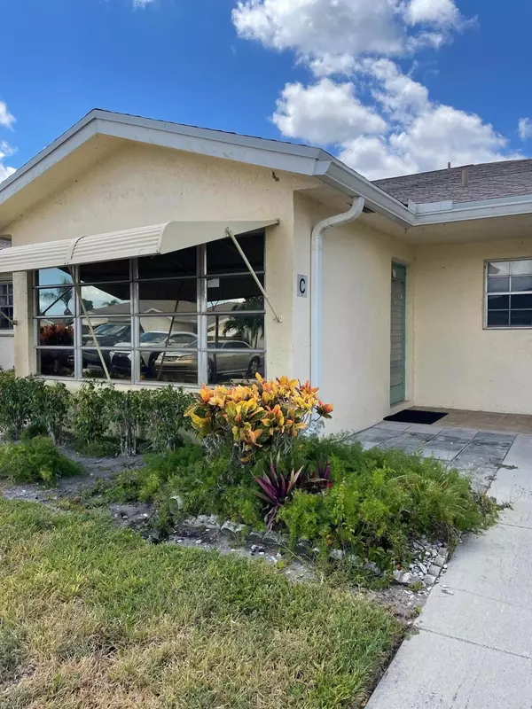 Delray Beach, FL 33484,5433 Lakefront BLVD C