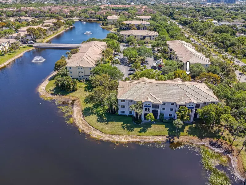 2724 Anzio CT 101, Palm Beach Gardens, FL 33410