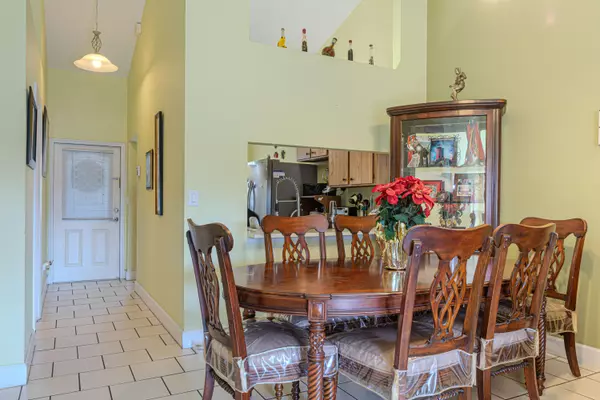 Greenacres, FL 33415,1260 Parkside Green DR D