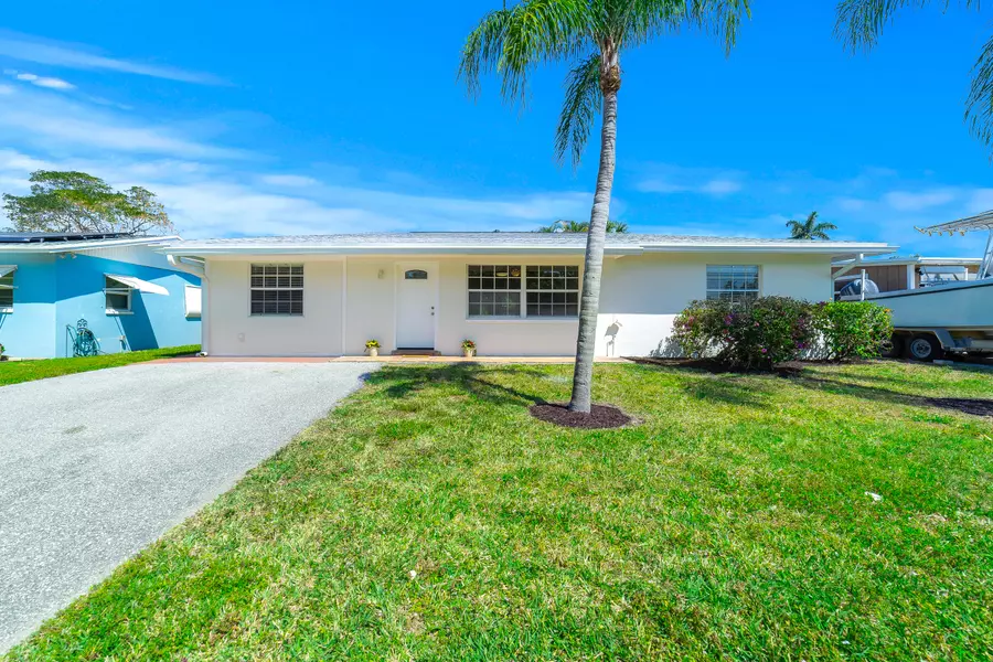 3773 Bahama RD, Palm Beach Gardens, FL 33410