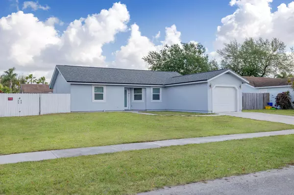 10187 Patience LN, Royal Palm Beach, FL 33411