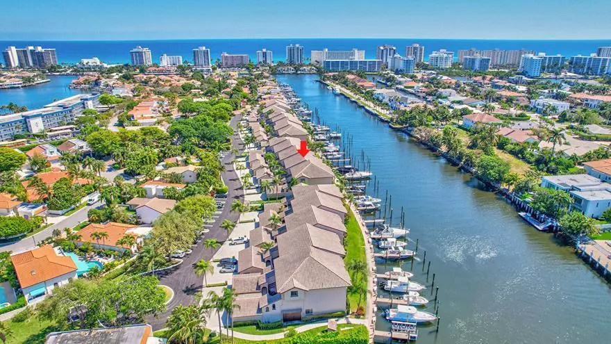 Delray Beach, FL 33483,240 Captains Walk 517
