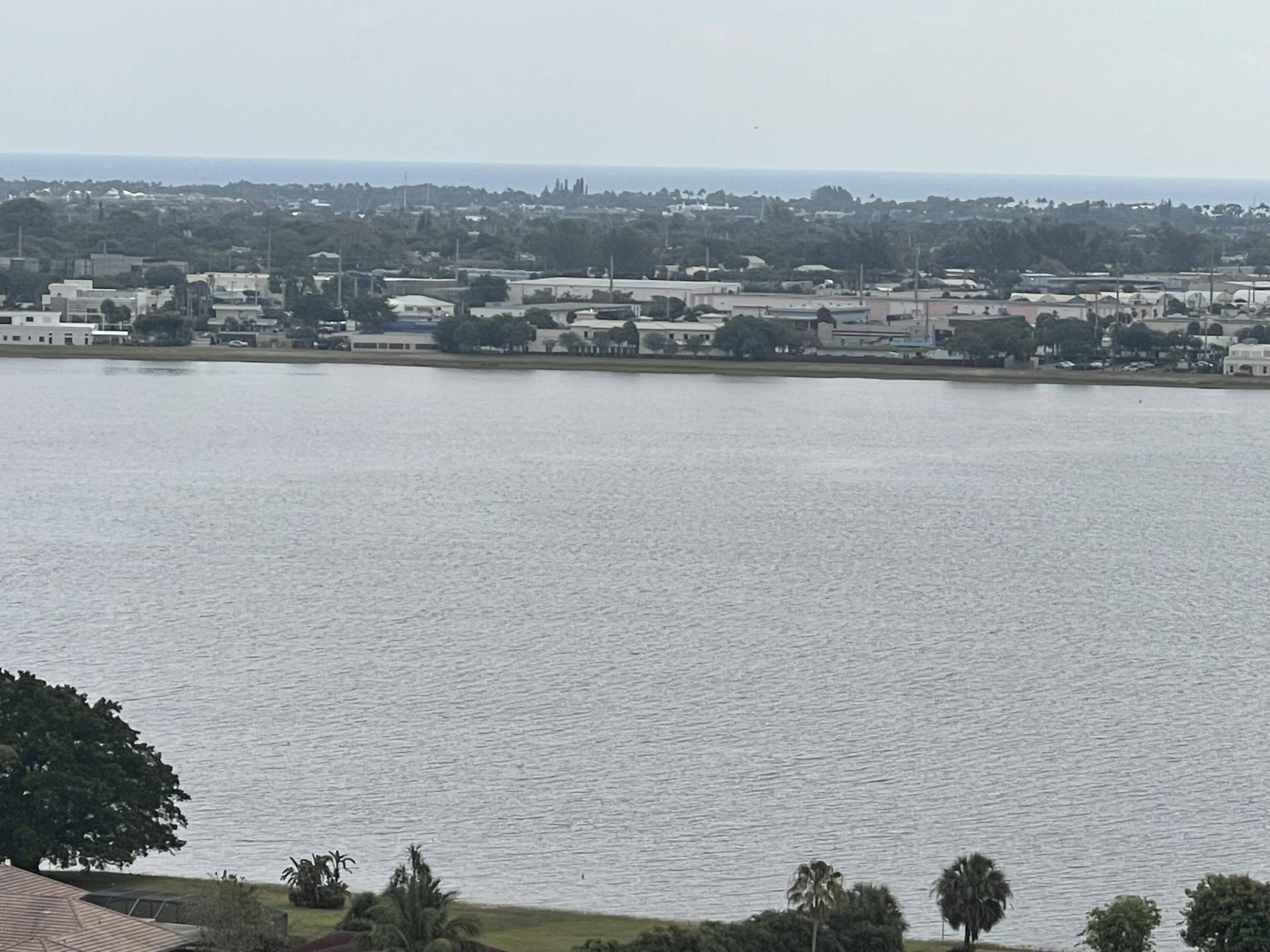 West Palm Beach, FL 33401,1900 Consulate PL 2001