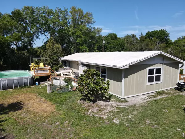 Okeechobee, FL 34972,1566 NW 110th ST