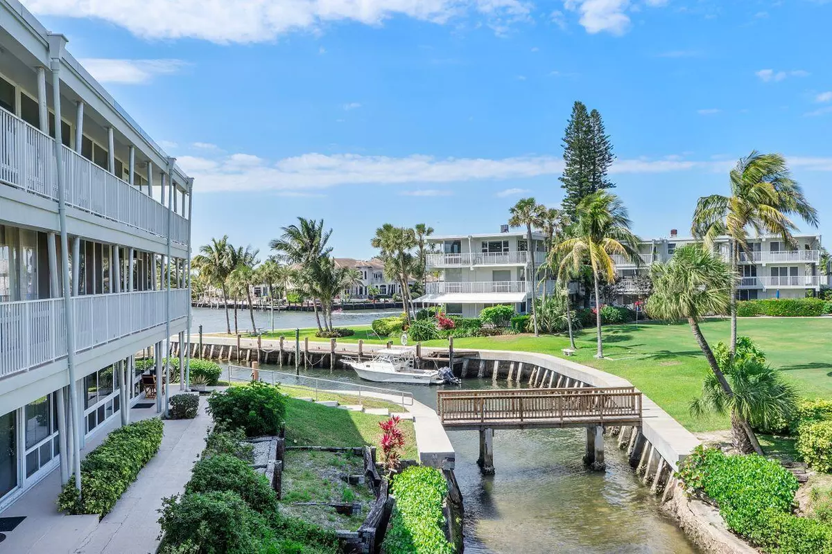 Hillsboro Beach, FL 33062,1221 Hillsboro Mile 25b