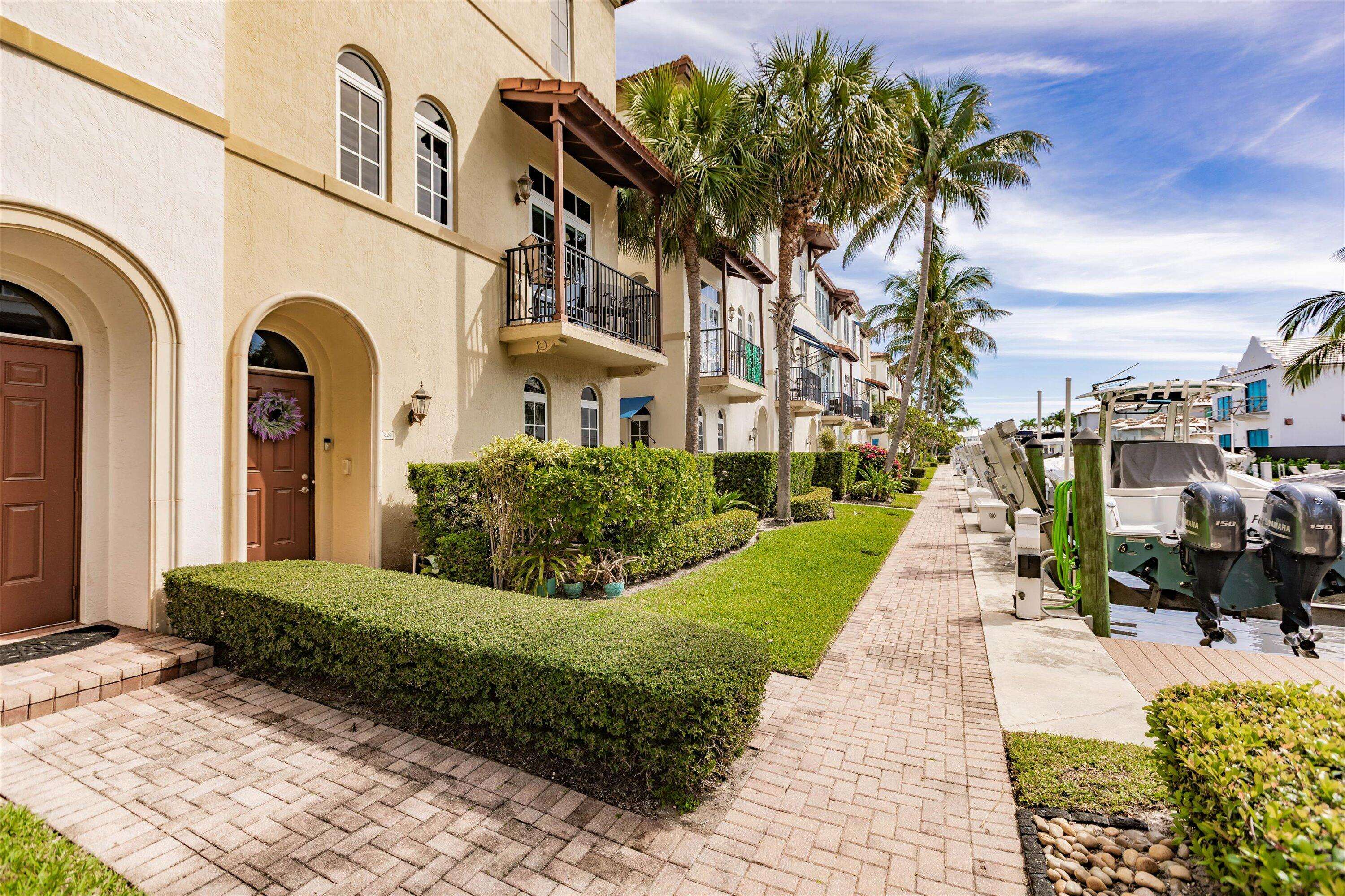 820 Virginia Garden DR, Boynton Beach, FL 33435