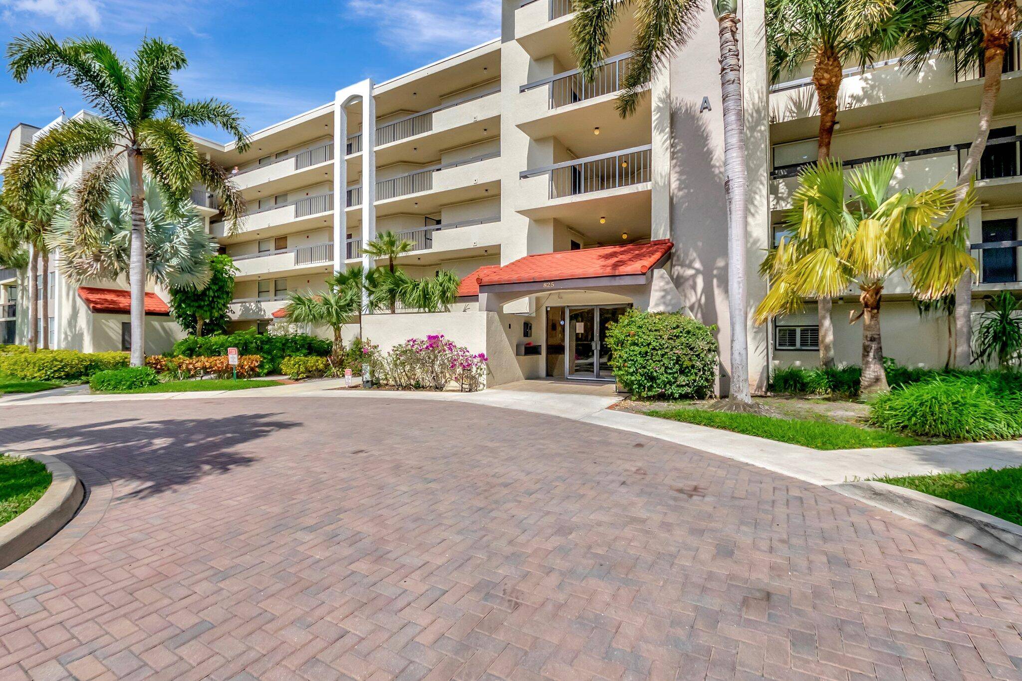 Delray Beach, FL 33444,825 Egret CIR 511
