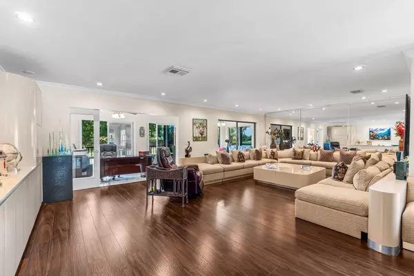 Boynton Beach, FL 33436,9 Stratford DR D