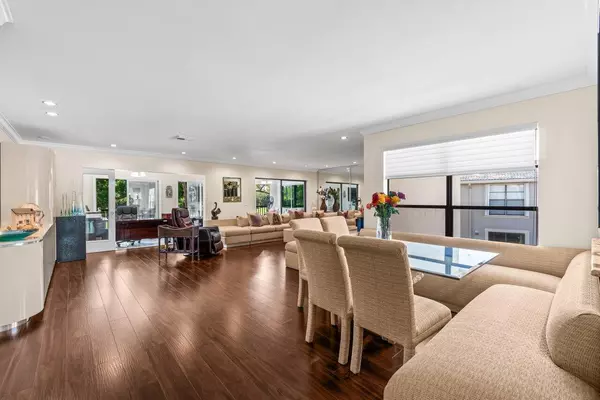 Boynton Beach, FL 33436,9 Stratford DR D