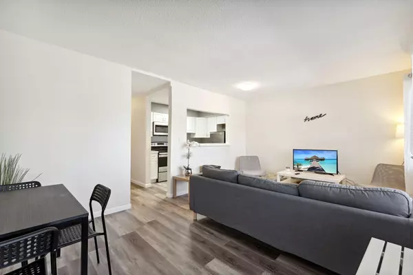 North Miami Beach, FL 33162,1450 NE 170th ST 114